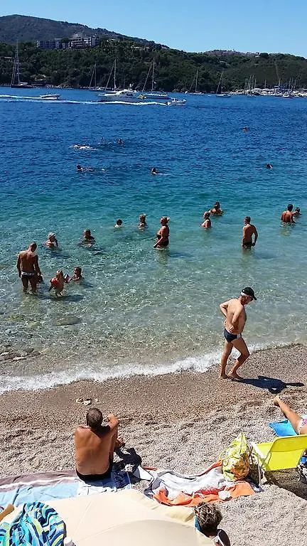 Case Sole E Luna Porto Azzurro